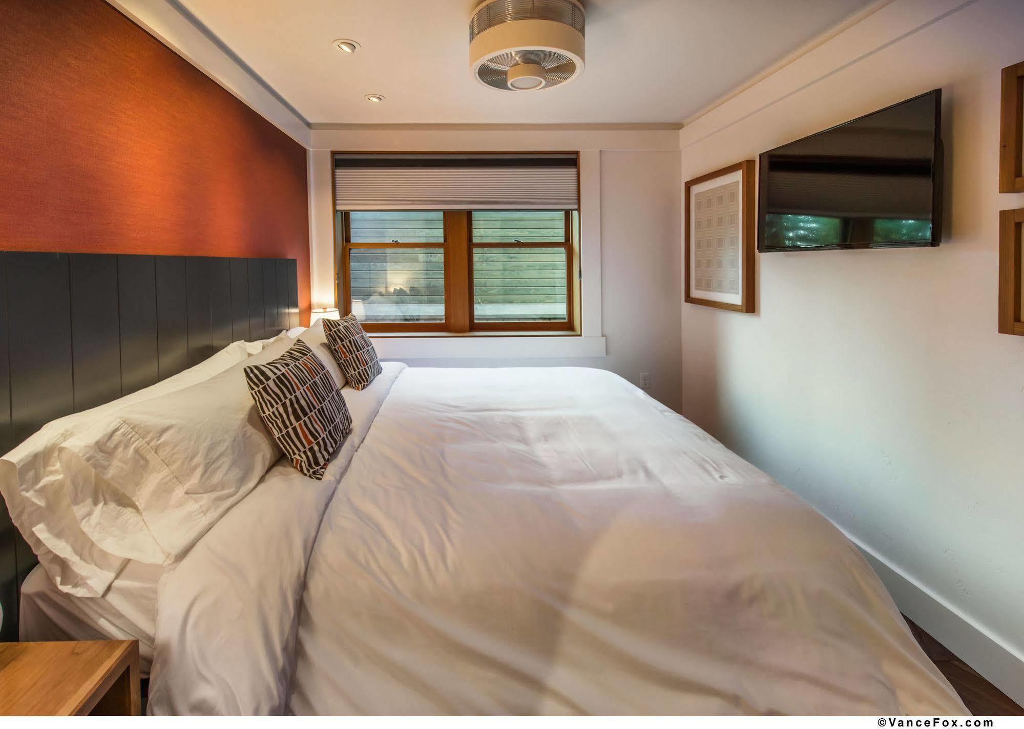 Cedar Crest Cottages Homewood Bagian luar foto