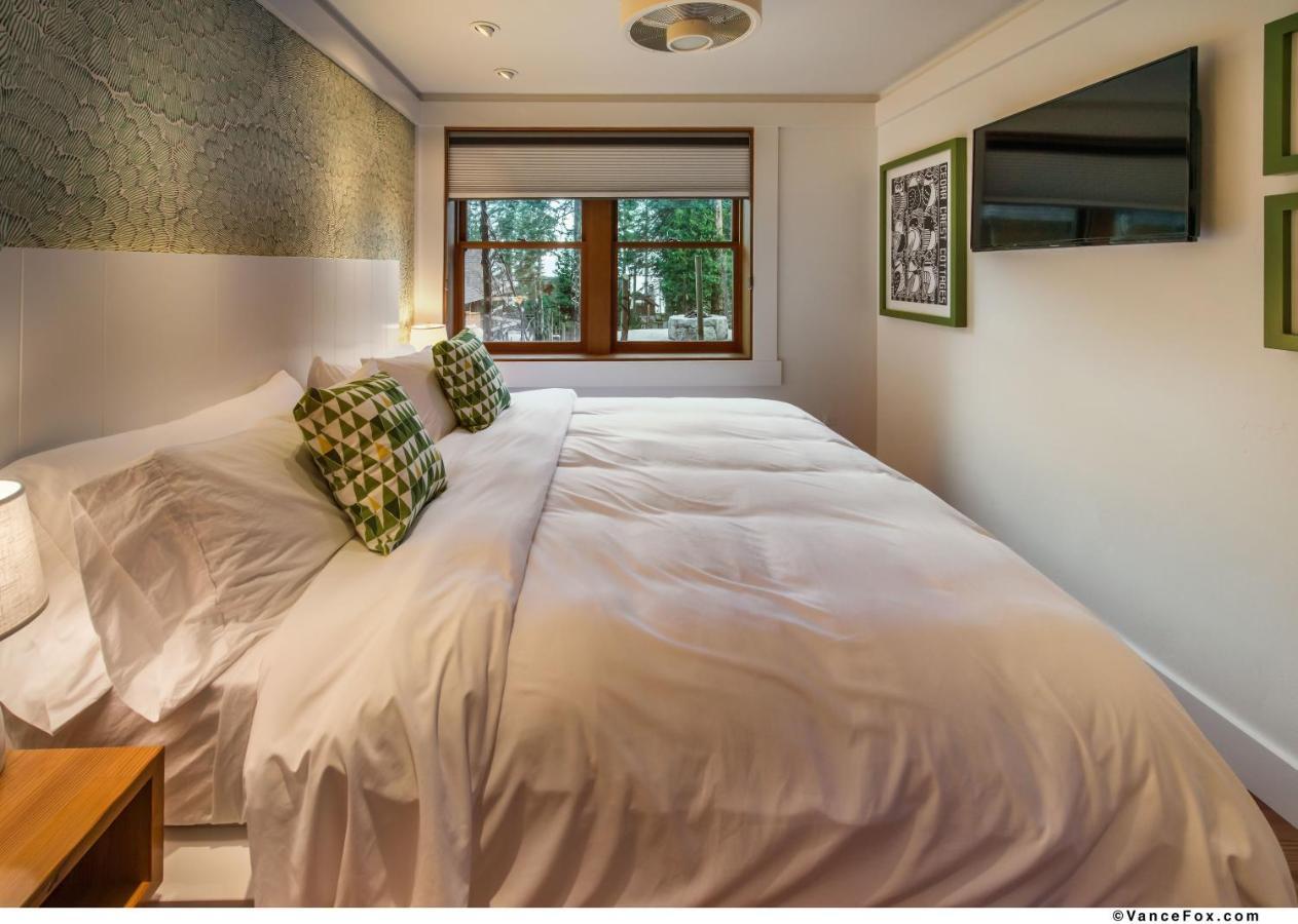 Cedar Crest Cottages Homewood Ruang foto